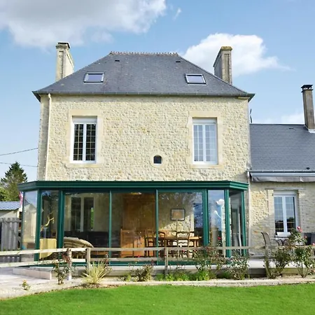 Helie Saint-Germain-du-Pert